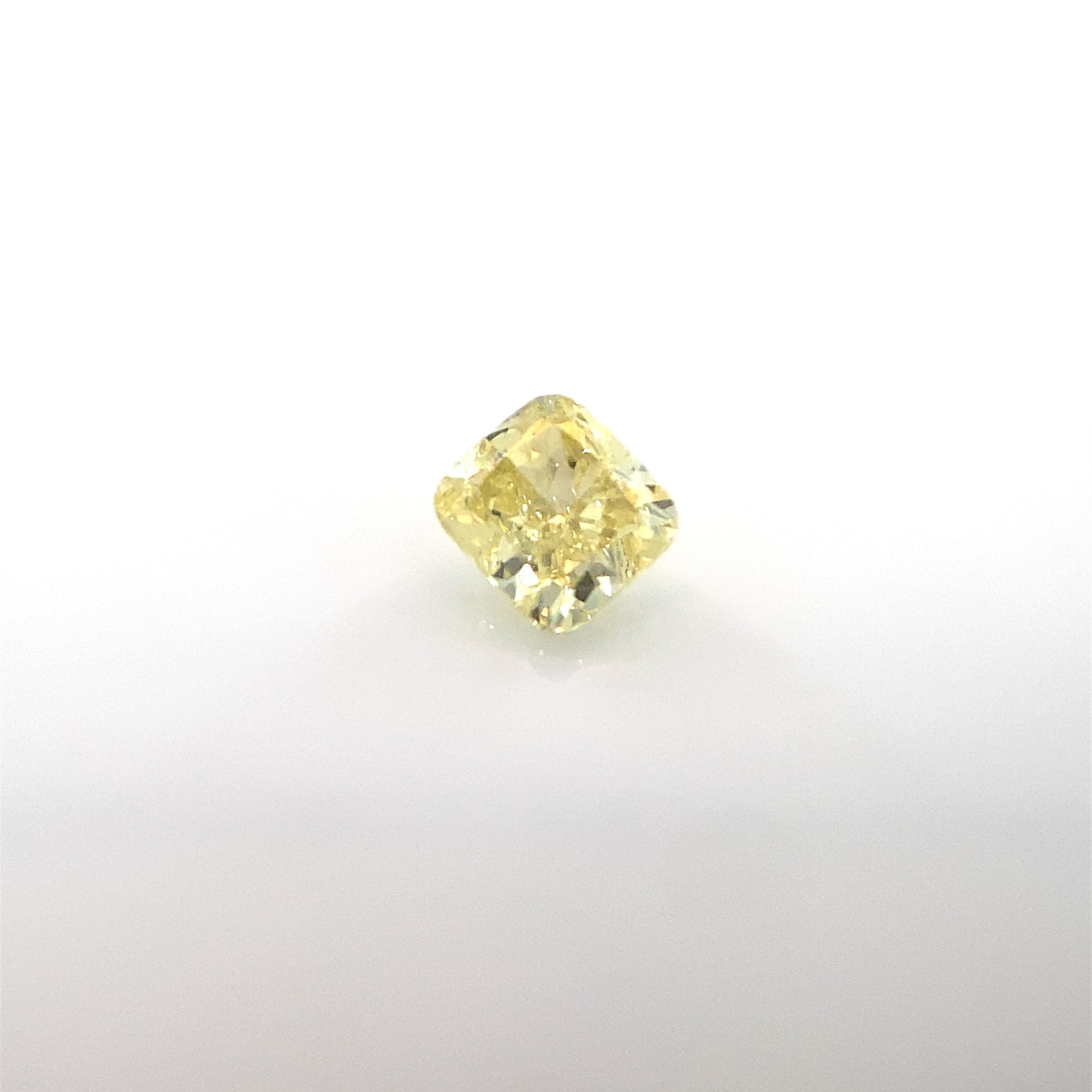 Żółty diament Fancy Yellow 0,26 Ct / VS2